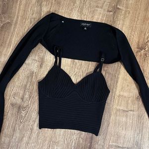 super cute black tank with sleeves